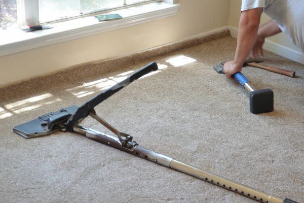 Carpet Laying Service in Midlothian